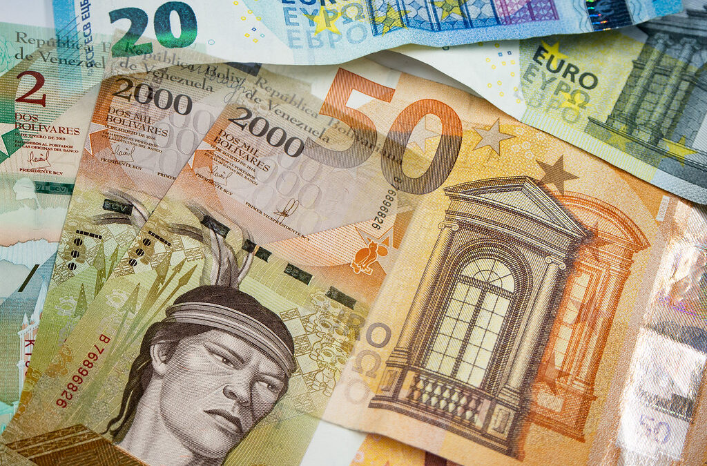 Venezuelan Bolivar vs Euro Currency Comparison